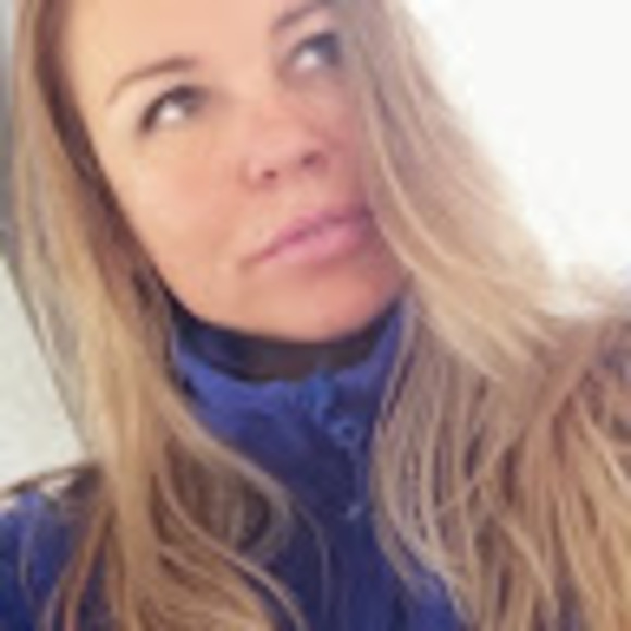 Meet your Posher, Ivana - Picture 1 of 1